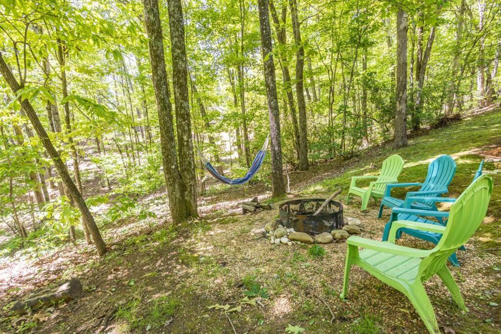 Pet Friendly Luxury Cabin Near Helen With Fire Pit Cleveland Exterior photo